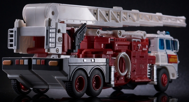 MX-7 Tirado Limited Edition | X-Transbots