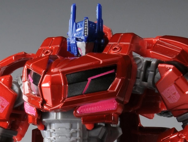 UN-01 Optimus Prime Cybertron Mode | Transformers United