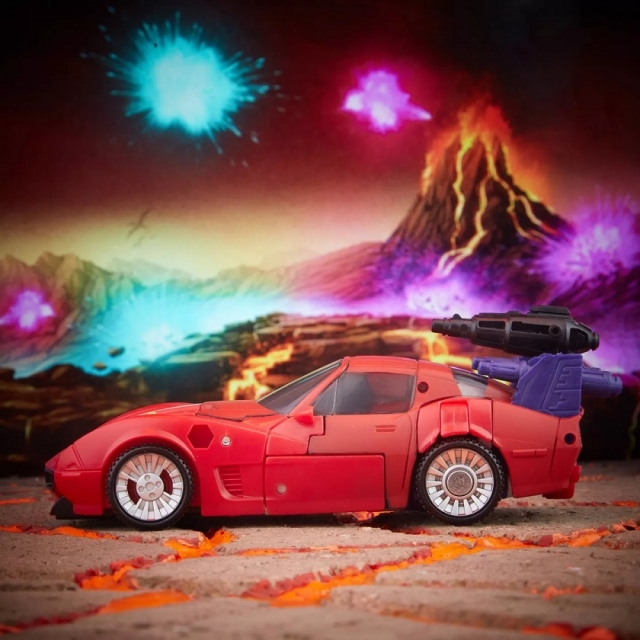 WFC-K41 Autobot Road Rage Deluxe Class | Transformers Generations War for Cybertron Kingdom Chapter