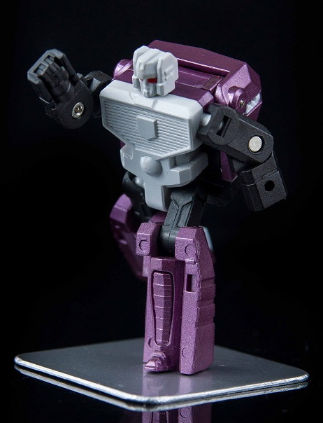 Kingorilla Off-White Version EAVI Metal Phase P-9A+ | KFC Toys