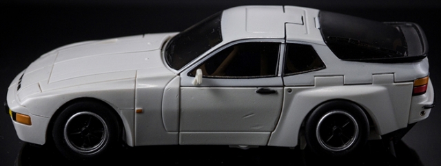 MM-10W Coprimozzo White Version Limited Edition | X-Transbots