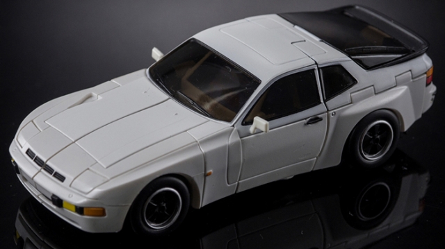 MM-10W Coprimozzo White Version Limited Edition | X-Transbots