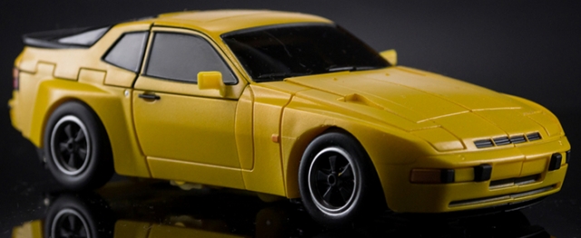 MM-10Y Toro Yellow Version Limited Edition | X-Transbots