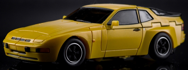 MM-10Y Toro Yellow Version Limited Edition | X-Transbots