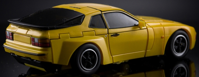 MM-10Y Toro Yellow Version Limited Edition | X-Transbots
