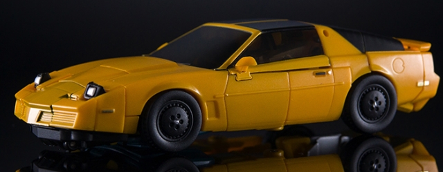 MM-7Y Hatch Yellow Version Limited Edition | X-Transbots