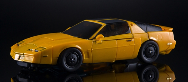 MM-7Y Hatch Yellow Version Limited Edition | X-Transbots