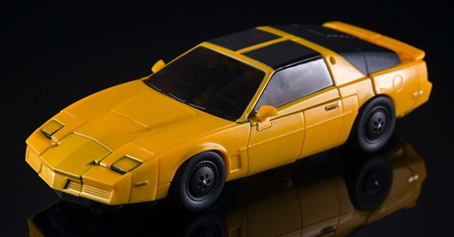 MM-7Y Hatch Yellow Version Limited Edition | X-Transbots
