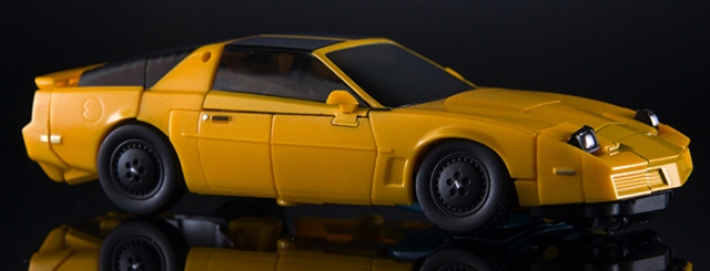 MM-7Y Hatch Yellow Version Limited Edition | X-Transbots