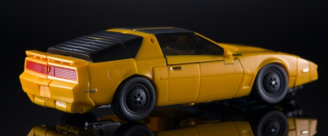 MM-7Y Hatch Yellow Version Limited Edition | X-Transbots