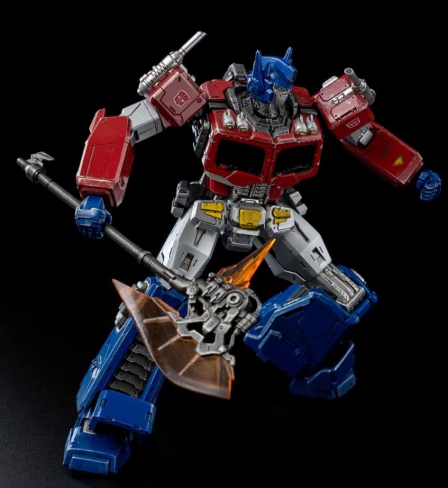 Optimus Prime MDLX Scale Collectible Figure | Transformers | Threezero