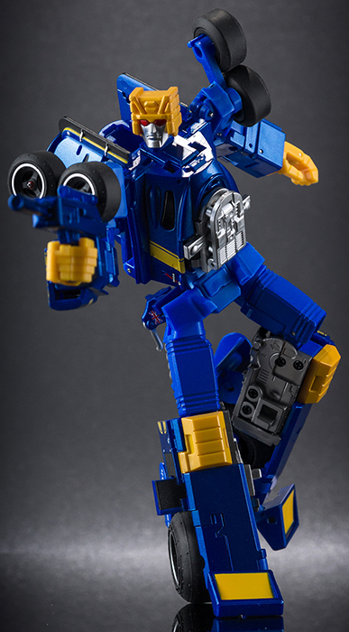 MX-16R Overheat Racer Version Limited Edition | X-Transbots