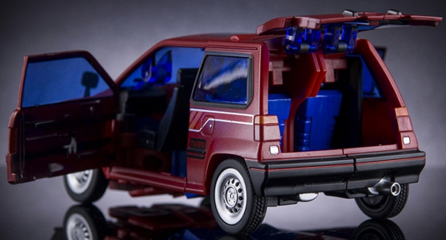 MX-17R2 Surveillant Limited Edition | X-Transbots