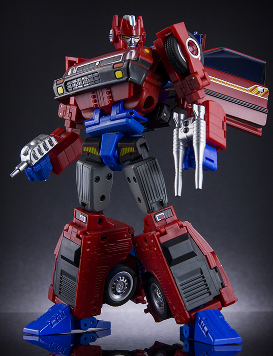 MX-17R2 Surveillant Limited Edition | X-Transbots