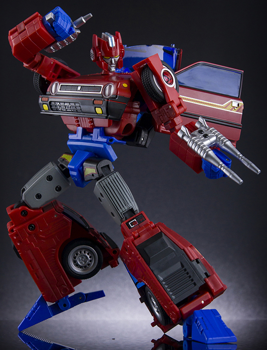 MX-17R2 Surveillant Limited Edition | X-Transbots