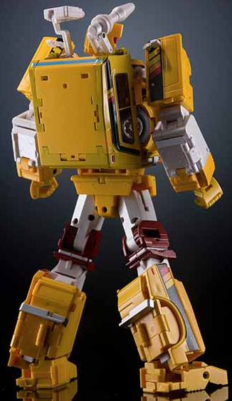 MX-8Y Aegis Yellow Diamond Version Limited Edition | X-Transbots