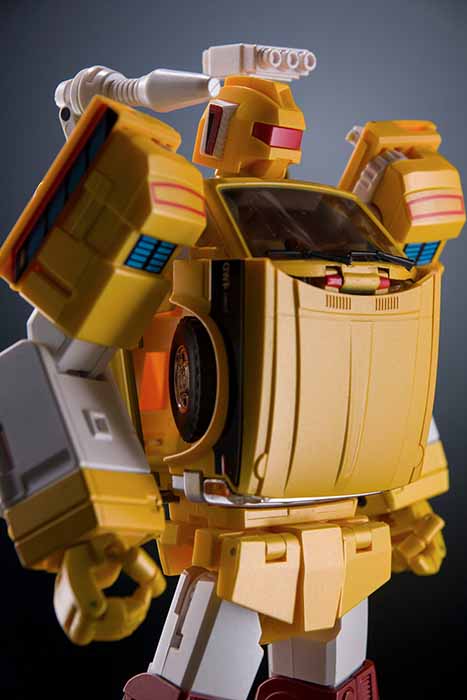 MX-8Y Aegis Yellow Diamond Version Limited Edition | X-Transbots