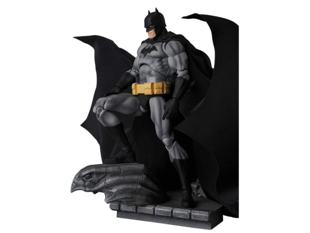 Batman No.126 Black Version MAFEX | Batman: Hush | Medicom Toy