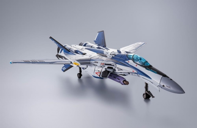 VF-25 Messiah Valkyrie Worldwide Anniversary Version DX Chogokin | Macross Frontier | Bandai Spirits