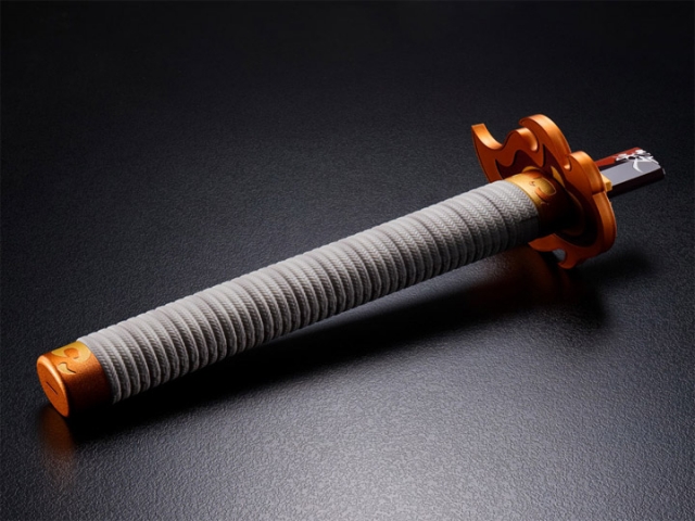 Kyojuro Rengoku's Broken Nichirin Sword Proplica | Bandai Tamashii Nations | Demon Slayer: Kimetsu No Yaiba