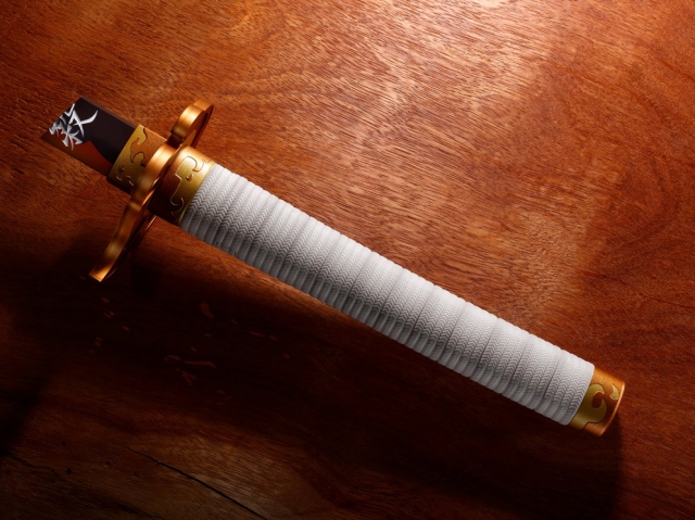 Kyojuro Rengoku's Broken Nichirin Sword Proplica | Bandai Tamashii Nations | Demon Slayer: Kimetsu No Yaiba