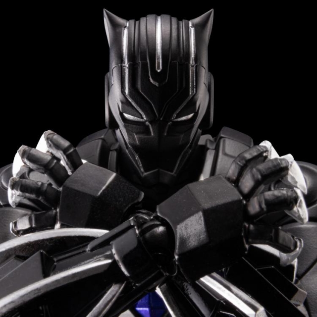 Black Panther Fighting Armor | Marvel | Sentinel