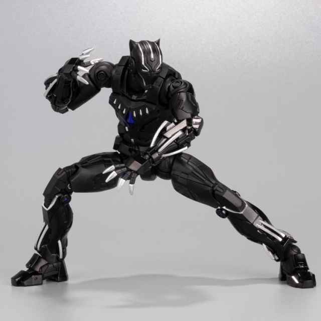 Black Panther Fighting Armor | Marvel | Sentinel