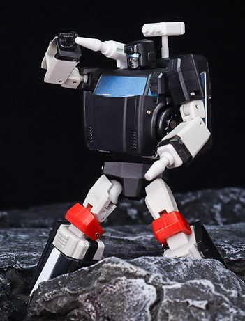 MS-B09X Trailblazer Special Edition | Magic Square