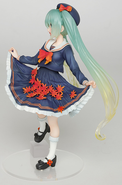 Hatsune Miku 3rd Season Autumn Version | Vocaloid | Taito