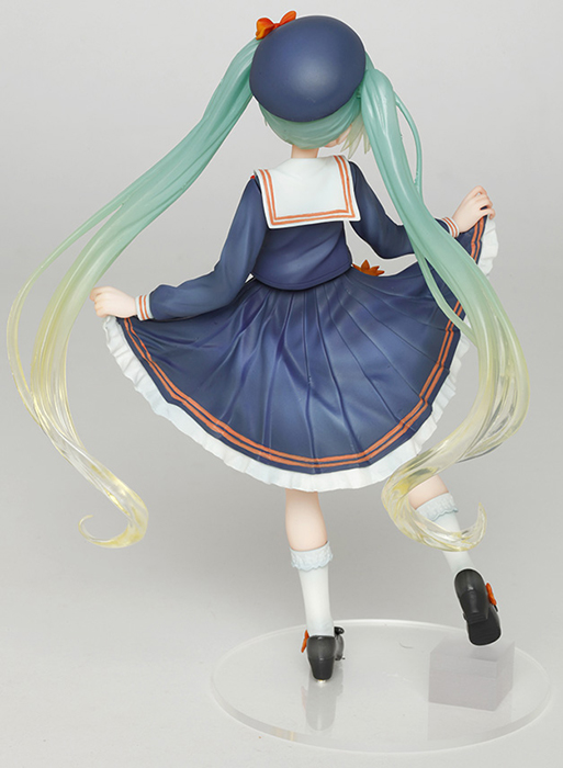 Hatsune Miku 3rd Season Autumn Version | Vocaloid | Taito