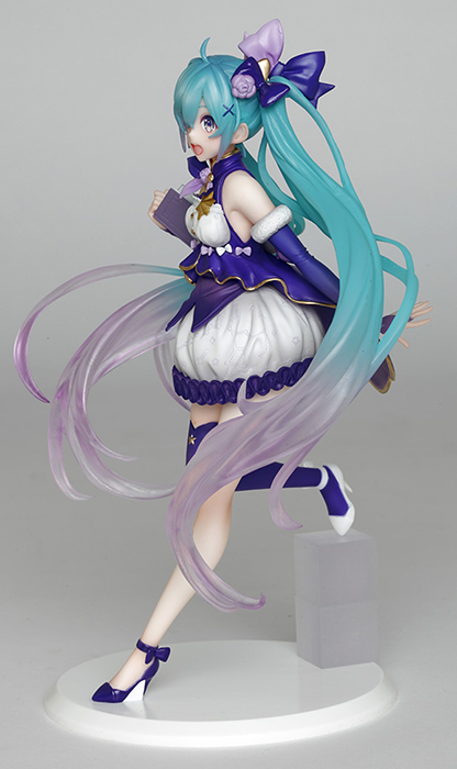 Hatsune Miku 3rd Season Winter Version | Vocaloid | Taito