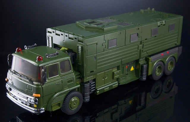 MX-36 Bulwark | X-Transbots