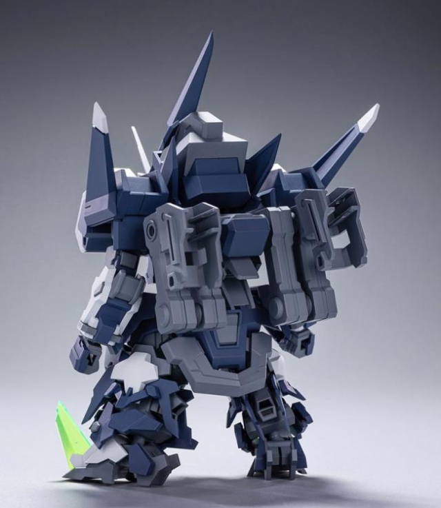 ExCreR Slash Coat Model Kit | MODEROID | Wave
