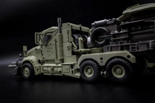 R-05B Desperado Original Color Version | Unique Toys