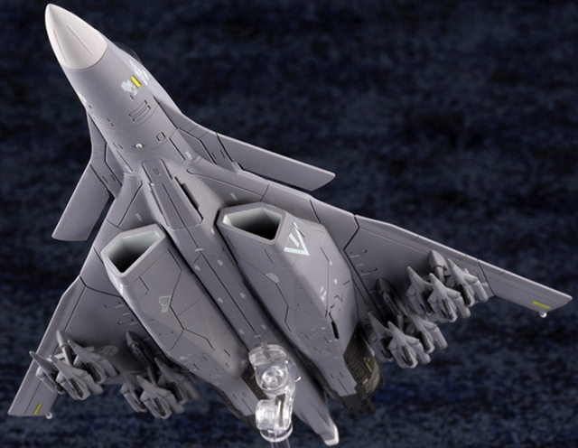 CFA-44 Modelers Edition 1/144 Scale Model Kit | Ace Combat 7: Skies Unknown | Kotobukiya