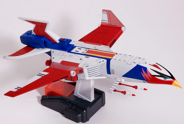 God Phoenix Model Kit with LED | Science Ninja Gatchaman II | Academy