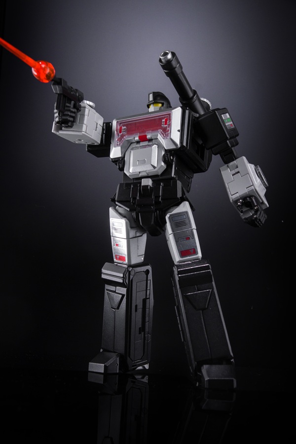 MX-27B Janssen (Black Version) | X-Transbots