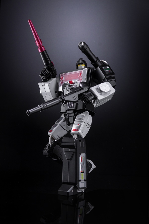 MX-27B Janssen (Black Version) | X-Transbots