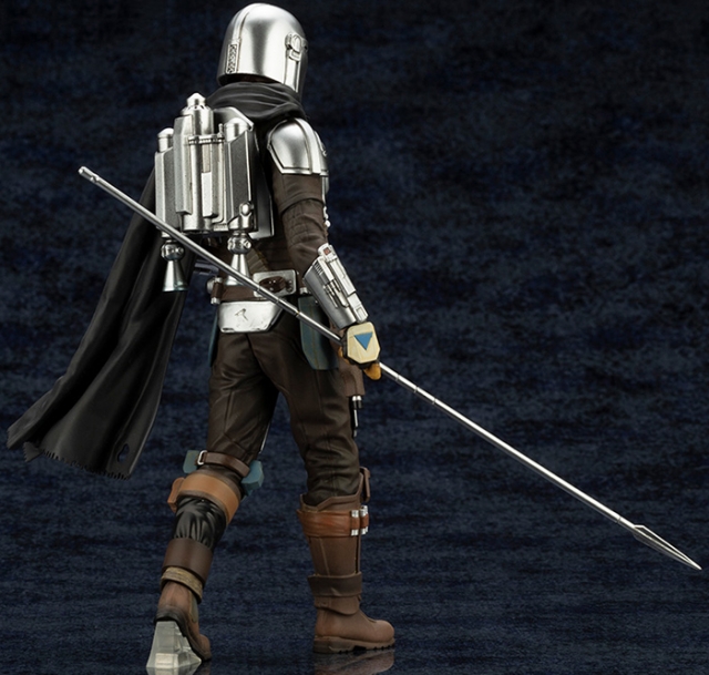 The Mandalorian and Grogu with Beskar Staff Statue | Star Wars: The Mandalorian | Kotobukiya