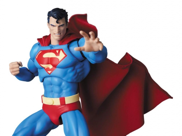 Superman  MAFEX | Marvel | Medicom Toy