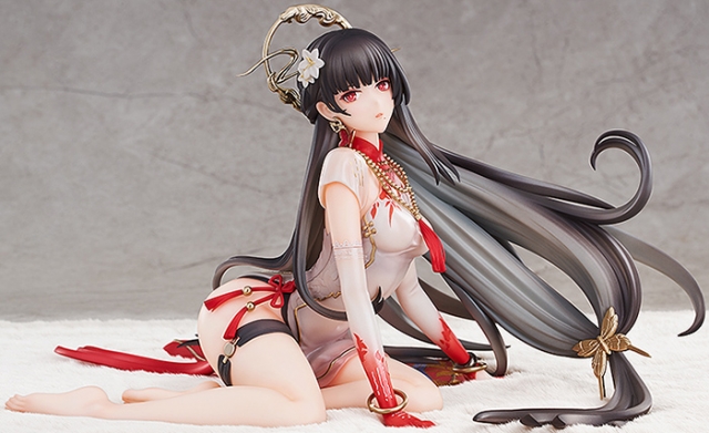 Qu: Crimson Blessing 1/7 Scale | Punishing: Gray Raven | Luminous Box
