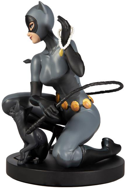 Catwoman Stanley Artgerm Limited Edition 1/6 Scale | DC Designer Series | McFarlane Toys