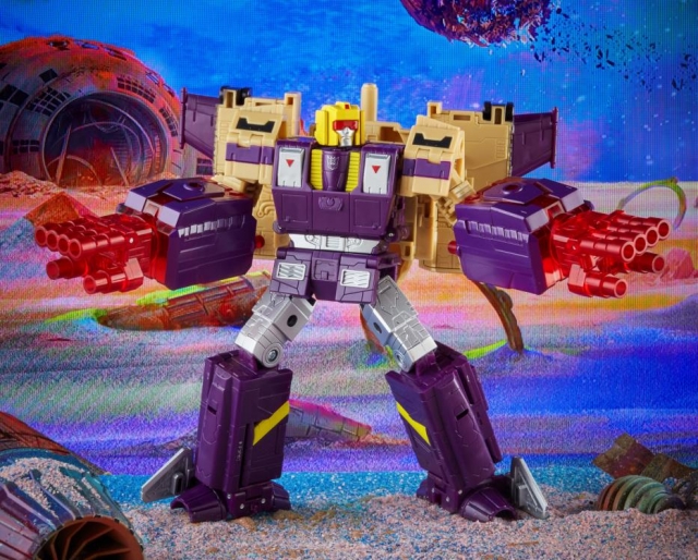Blitzwing Legacy Leader Class | Transformers Generations Legacy