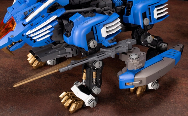 RZ-028 Blade Liger Attack Booster Version Model Kit 1/72 Scale | Zoids Highend Master Model | Kotobukiya