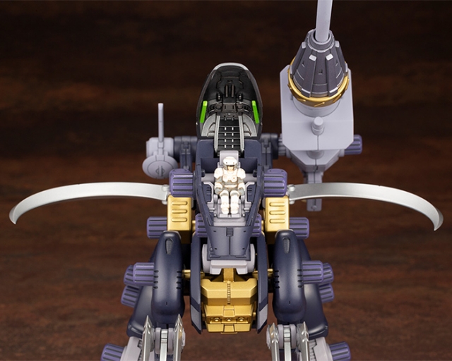 EZ-027 Raven Raptor Model Kit 1/72 Scale | Zoids Highend Master Model | Kotobukiya 