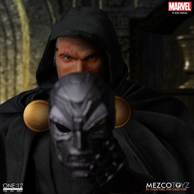 Doctor Doom One:12 Collective | Marvel | Mezco Toyz