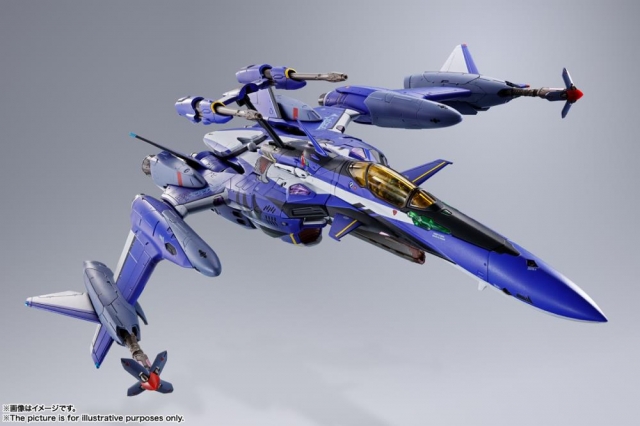 VF-29 Durandal Valkyrie DX Chogokin | Macross Frontier | Bandai Spirits