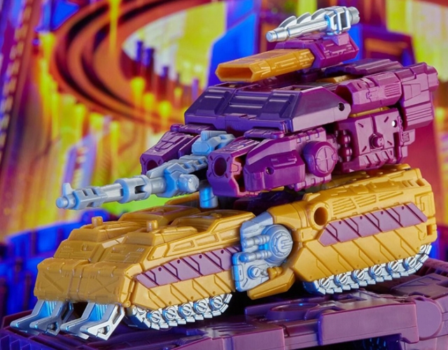 Comic Universe Impactor and Spindle |Transformers Generations Legacy Wreck N Rule Collection