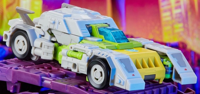 Autobot Springer | Transformers Generations Legacy Wreck N Rule Collection
