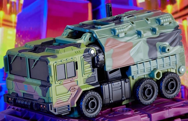 Prime Universe Bulkhead | Transformers Generations Legacy Wreck N Rule Collection